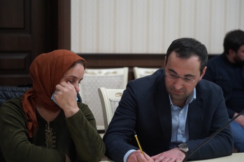 Глава Дербента провел прием граждан по личным вопросам