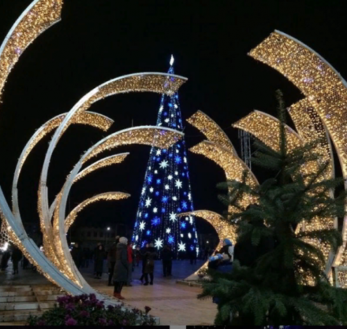 Хизри Абакаров и Сулейман Керимов поздравили дербентцев с Новым 2020 годом