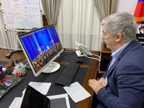 Глава Дербента Хизри Абакаров прокомментировал послание президента России Владимира Путина Федеральному Собранию