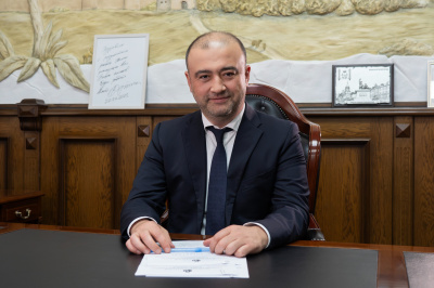 Пашабеков Ханлар Эдисонович