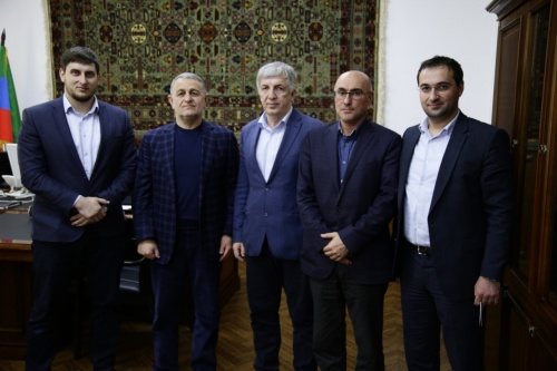 Глава города Дербент Хизри Абакаров встретился с заместителем министра экономики и территориального развития Абдурахманом Абдурахмановым.