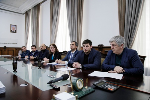 В администрации Дербента обсудили ход строительства очистных сооружений   