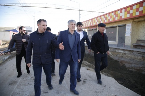 Хизри Абакаров с инспекционной поездкой выехал на улицу Х. Тагиева